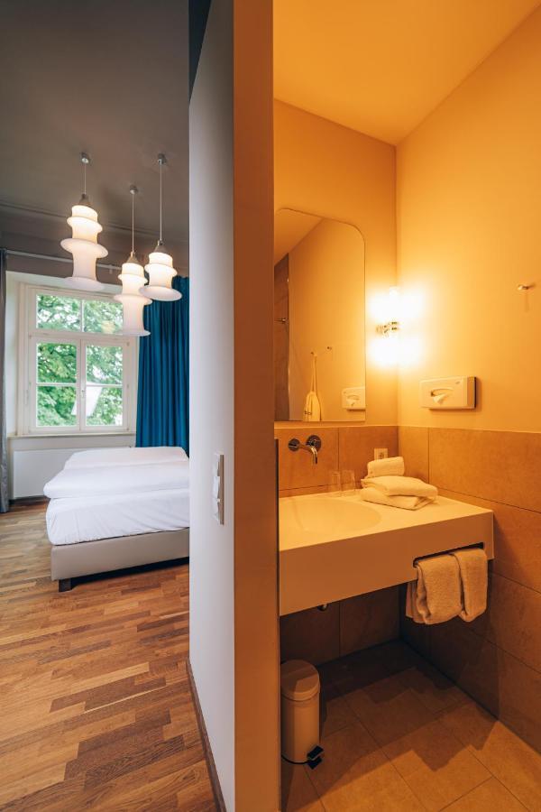 לנדשט Hotel Amalia - Boutique Hotel מראה חיצוני תמונה