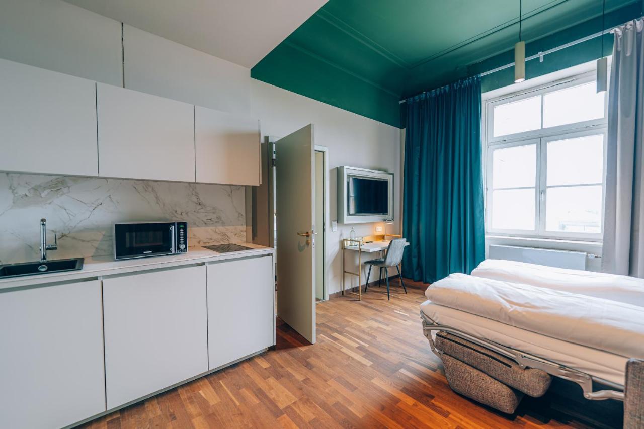 לנדשט Hotel Amalia - Boutique Hotel מראה חיצוני תמונה