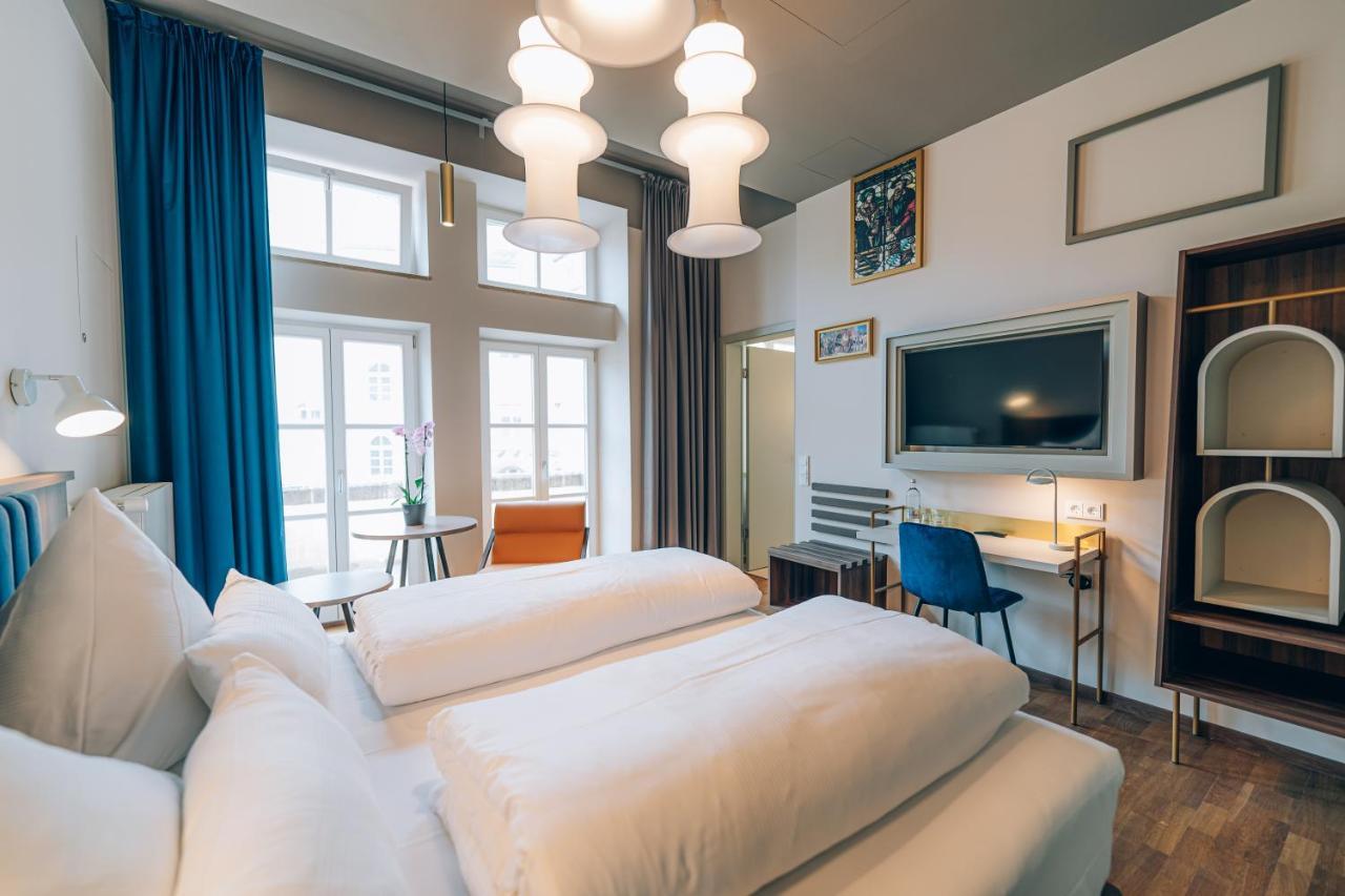 לנדשט Hotel Amalia - Boutique Hotel מראה חיצוני תמונה