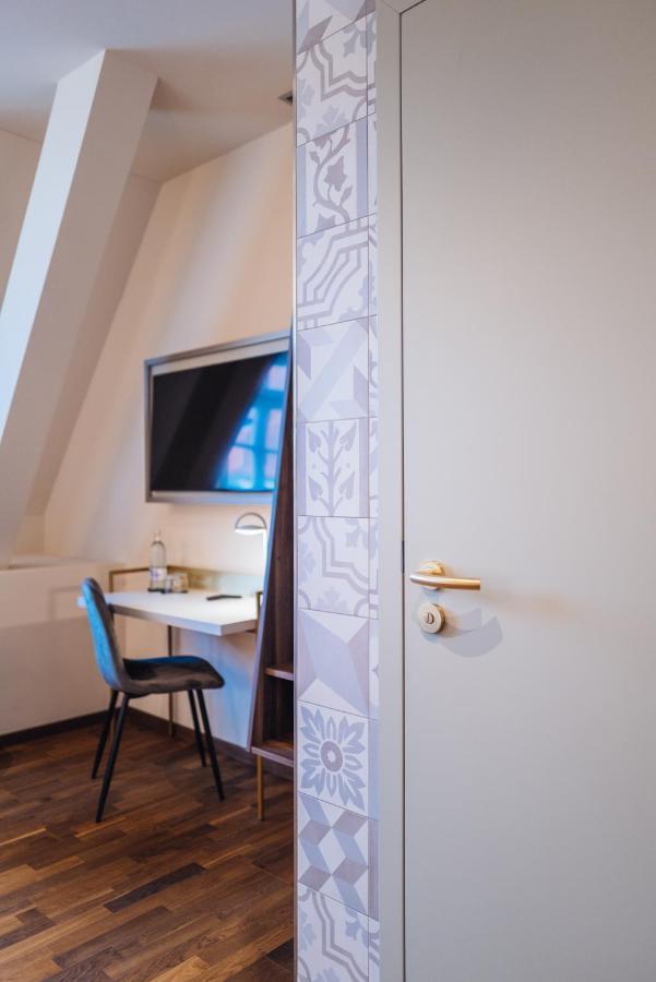לנדשט Hotel Amalia - Boutique Hotel מראה חיצוני תמונה